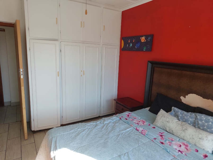 4 Bedroom Property for Sale in Heiderand Western Cape